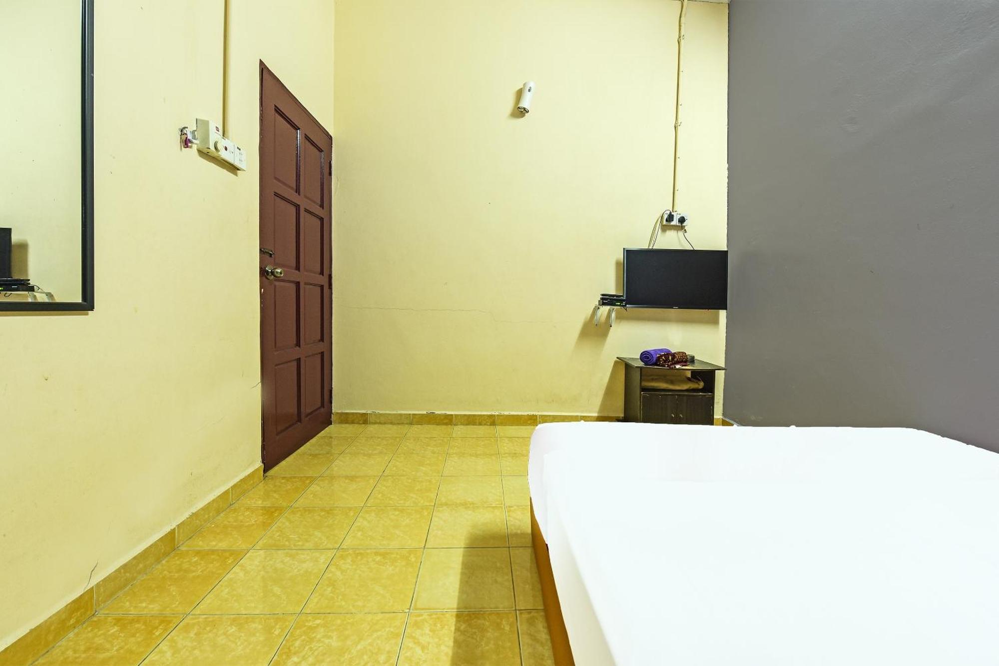 Spot On 90144 Corridor Hotel 1 Pekan Ngoại thất bức ảnh