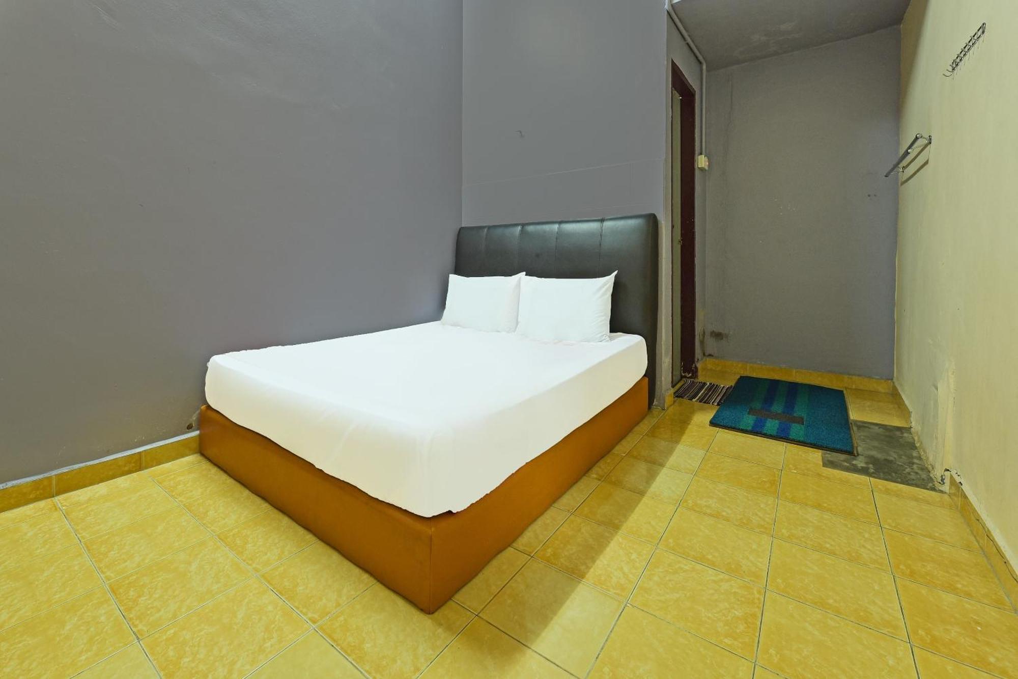 Spot On 90144 Corridor Hotel 1 Pekan Ngoại thất bức ảnh