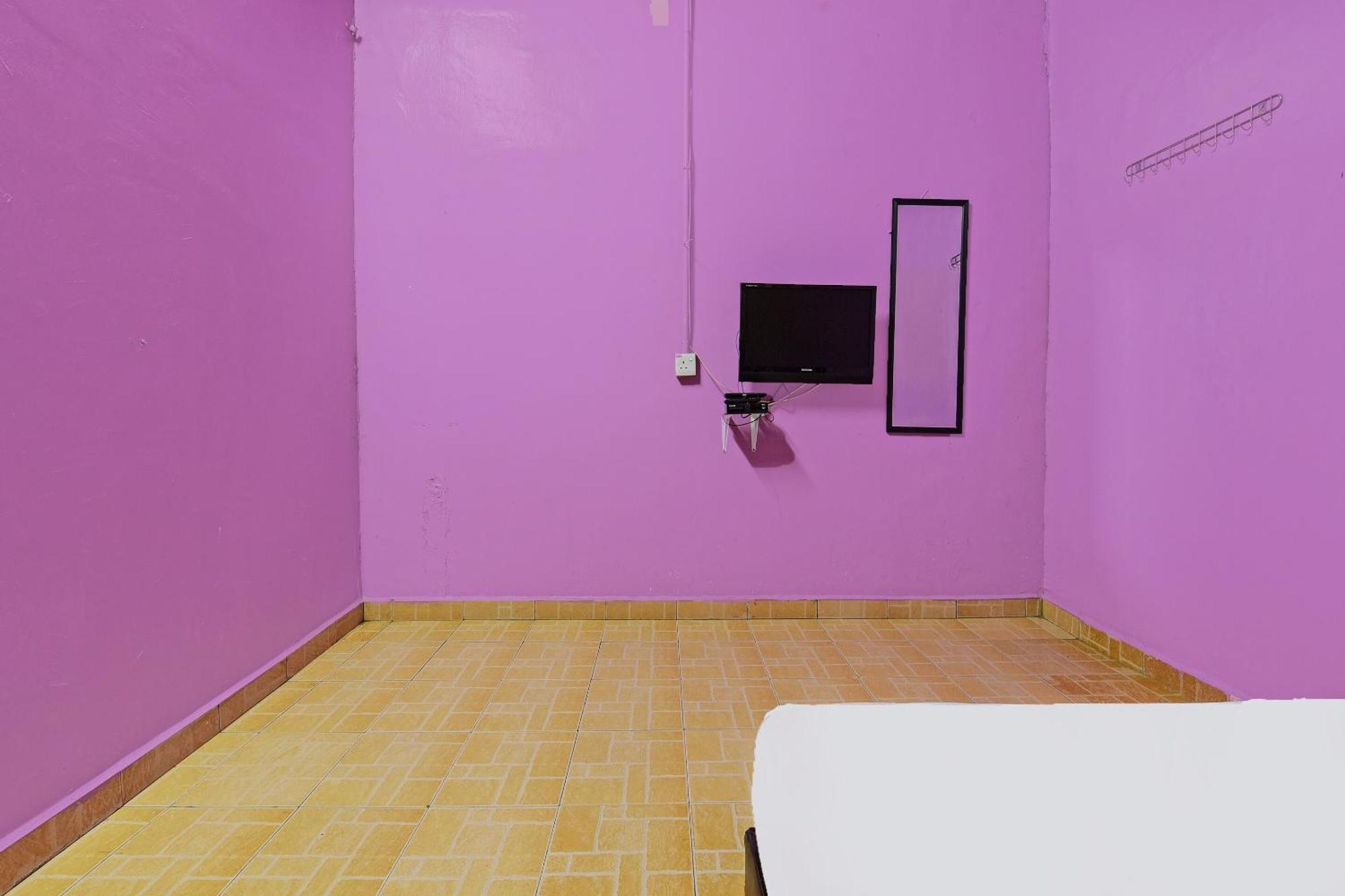 Spot On 90144 Corridor Hotel 1 Pekan Ngoại thất bức ảnh